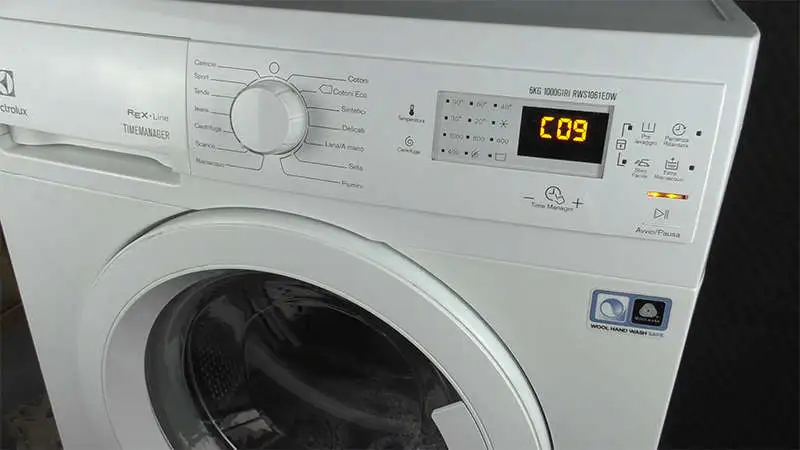 Posizione C09 diagnostica lavatrice Electrolux.