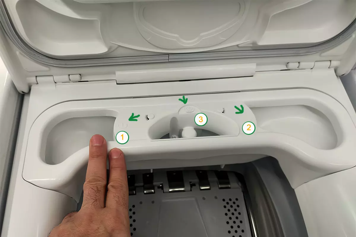 vaschetta detersivo lavatrice carica dall'alto nel mobile